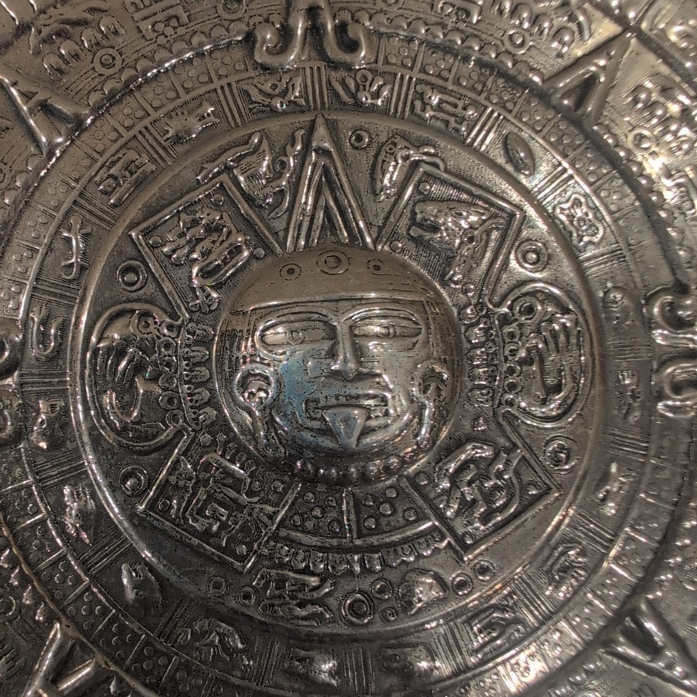 Alpaca Mexico Aztec Sun Calendar Plate Abalone Shell Inlay Silver Tone Decor - Picture 2 of 5